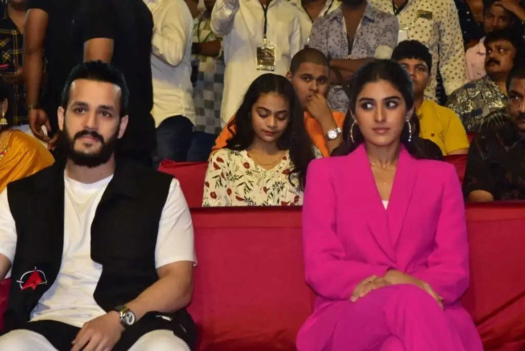 Akhil Akkineni Sakshi Vaidya Agent Telugu Movie Trailer Launch